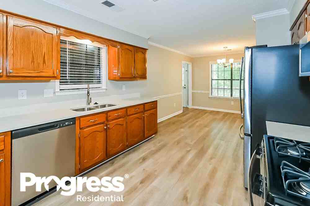 4274 Huron Rd - Photo 3 of 17