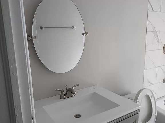 3504 Meadowbridge Rd - Photo 3 of 7