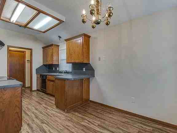 9212 S Bryant Ter - Photo 3 of 10