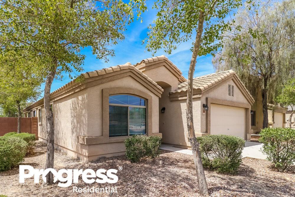 23831 W Hadley St - Photo 3 of 16