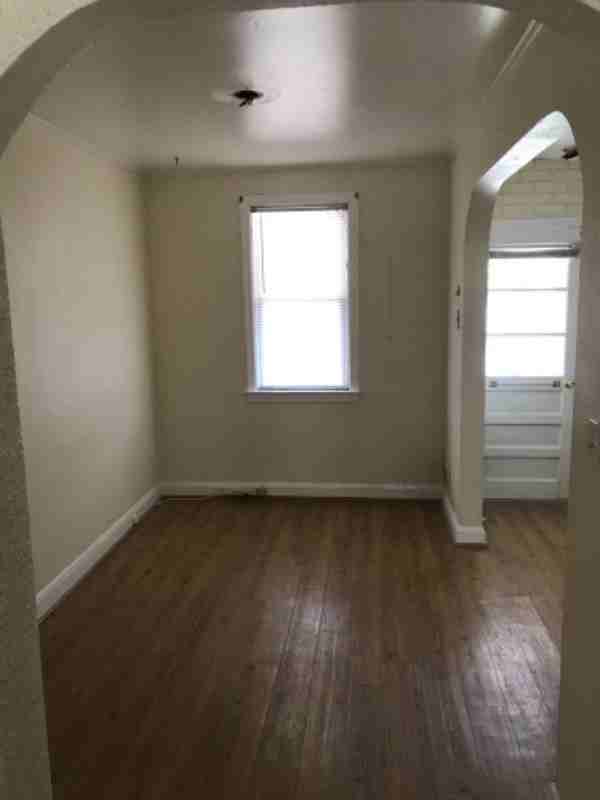 2023 Harman Ave - Photo 2 of 11