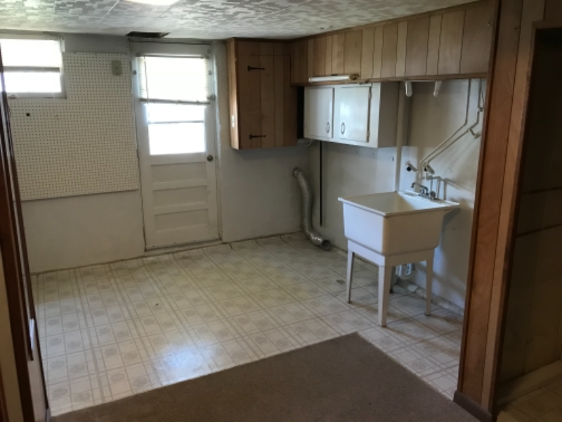 2023 Harman Ave - Photo 4 of 11