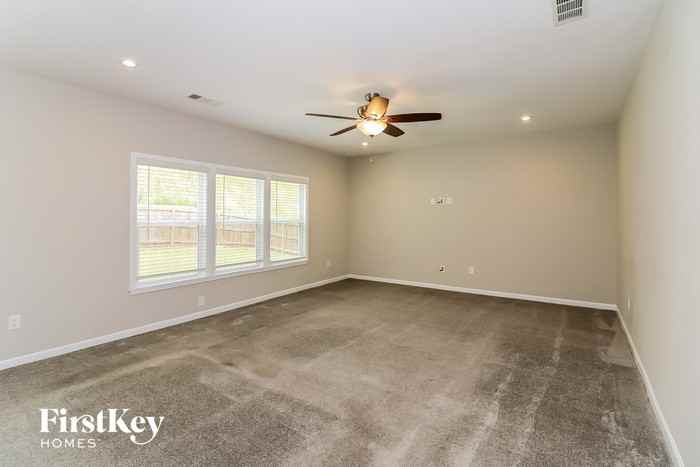 234 Augusta Walk - Photo 2 of 15