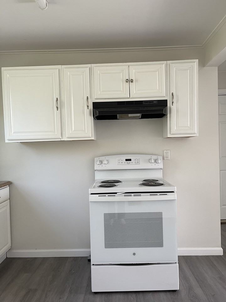 596 Milton Tpke #1 - Photo 2 of 14