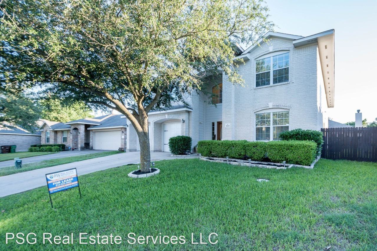 3928 Bonnie Ln - Photo 3 of 50