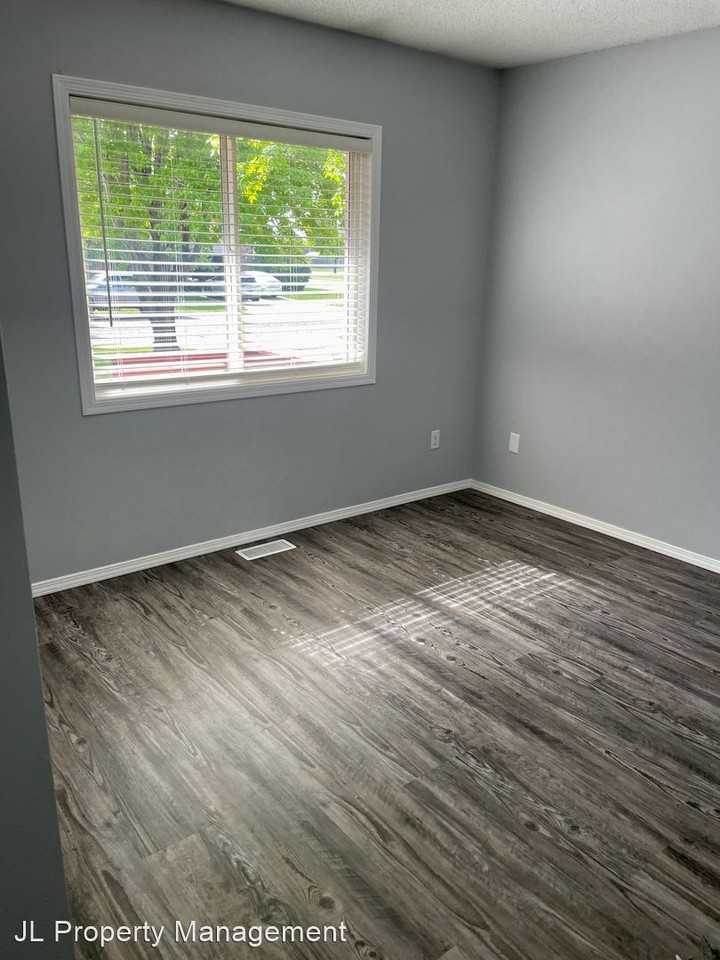 1504 S Campbell Trail - Photo 2 of 7