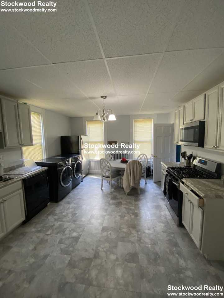 14 Washburn St #1 - Photo 5 of 50