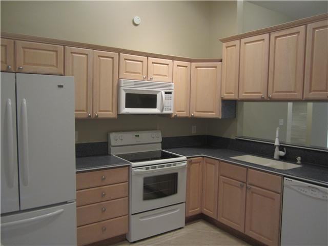 15131 E Waterford Dr - Photo 3 of 9