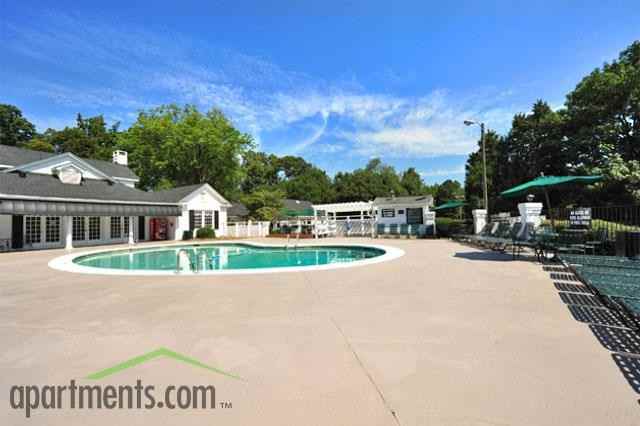 Stoneledge Apartments 1421 Roper Mountain Rd, Greenville, SC 29615