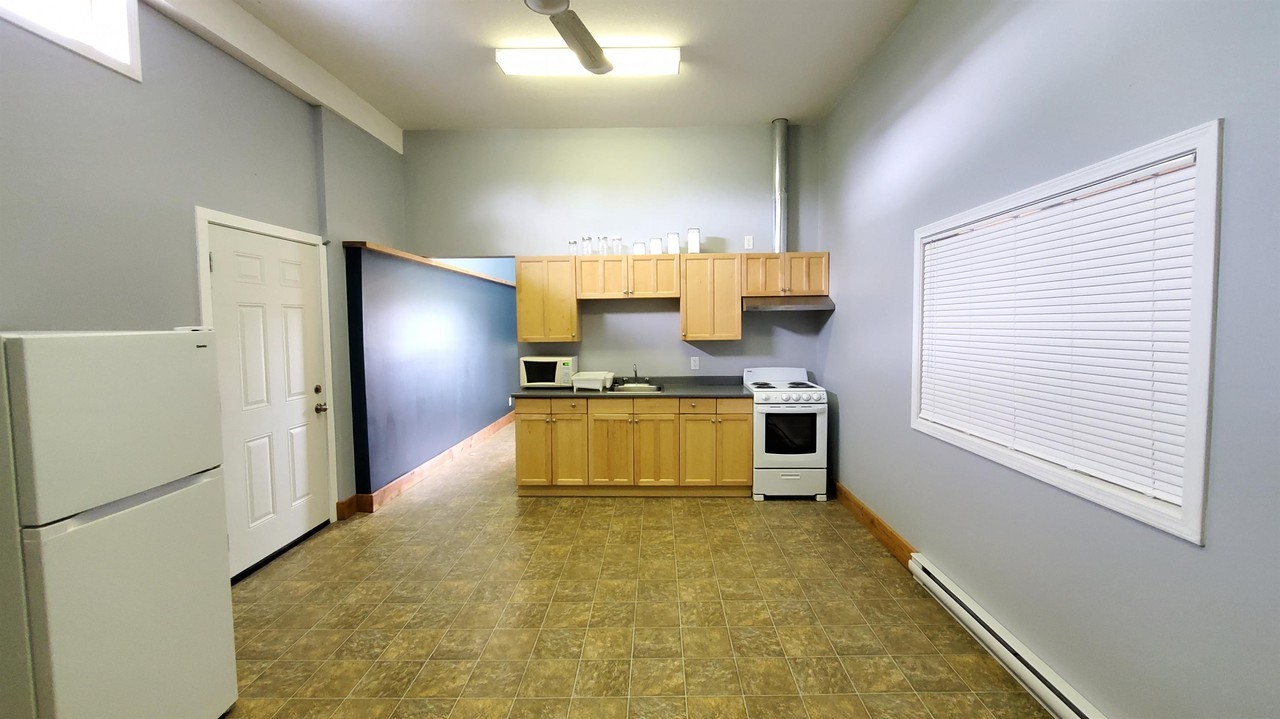 46501 Ballam Rd 1, Chilliwack, BC V2P 6H5 Studio Apartment for 700