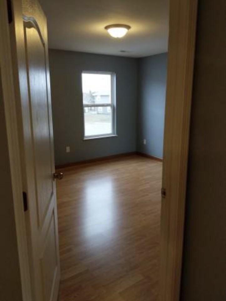 530 John St #A - Photo 2 of 6