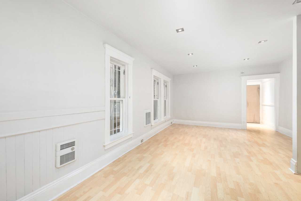 997 14th St - Photo 2 of 16