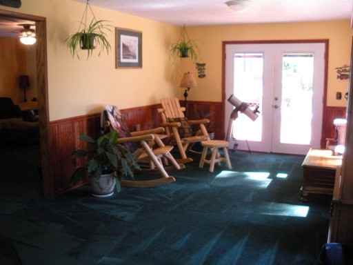 132 Tanglewood Dr - Photo 3 of 11