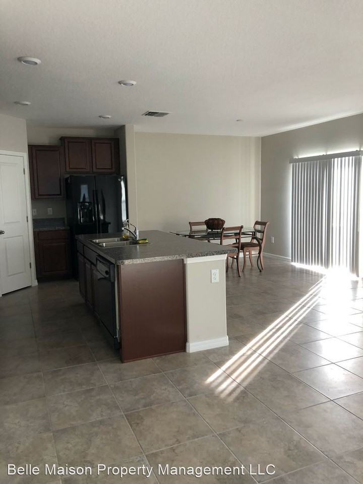 17201 Beach Buttercup Pl - Photo 2 of 11