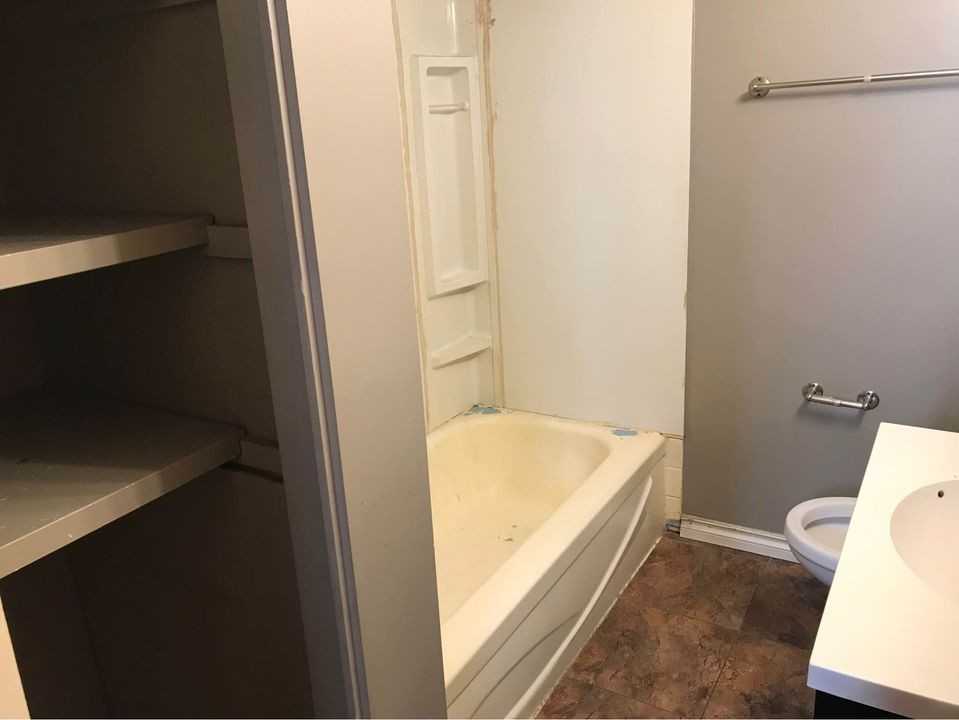 8922 144 Ave Nw #8922 - Photo 2 of 6