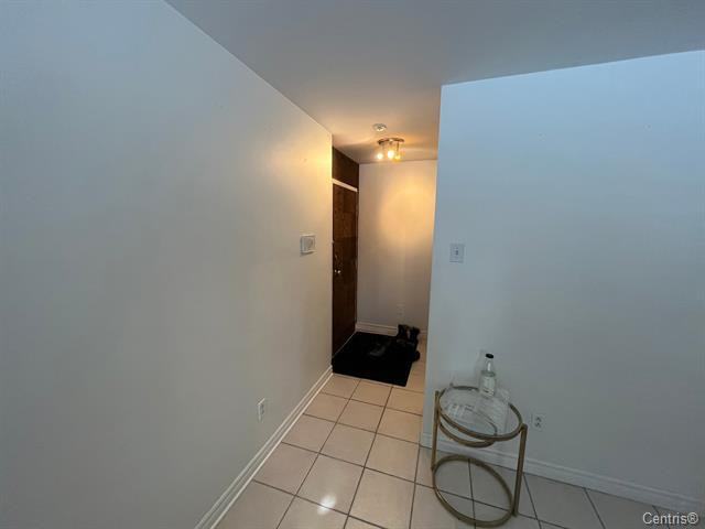 5033G Rue Berri #1 - Photo 3 of 16