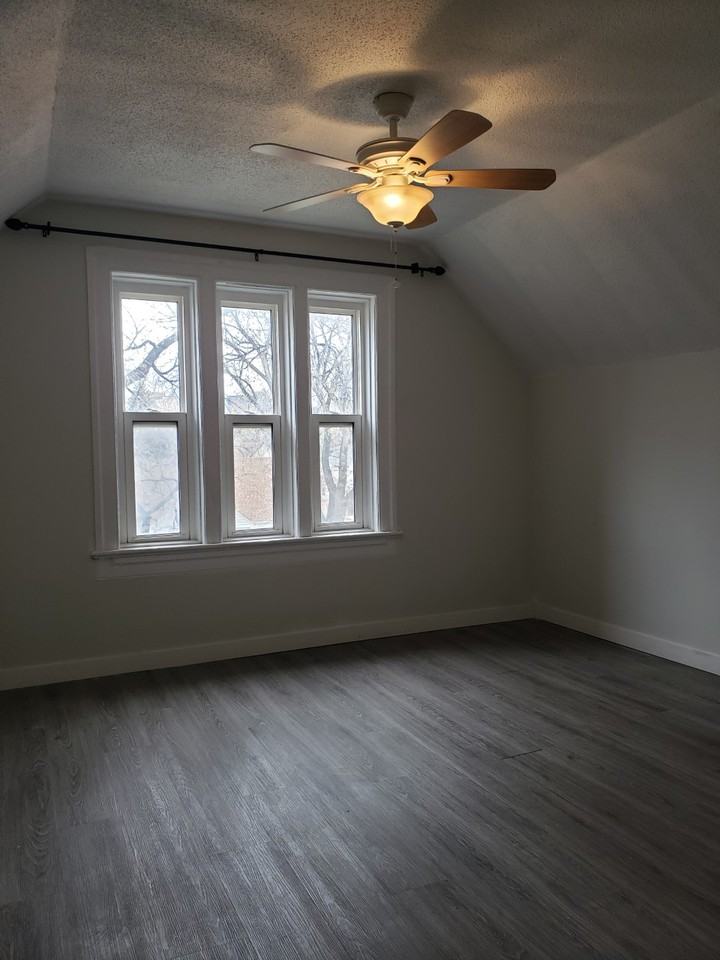 680 Sherbrook Apartments in Daniel Mcintyre, Winnipeg, MB R3B 2X1 Zumper