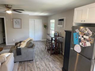 7 Locust Ave - Photo 2 of 11