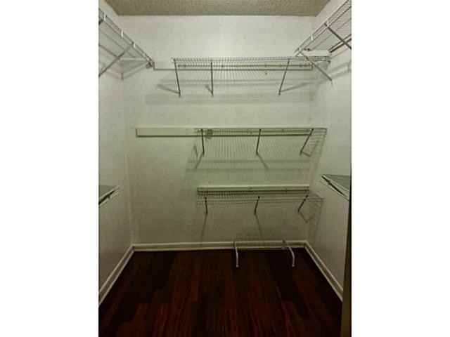 562 NW 97th Ave - Photo 3 of 9