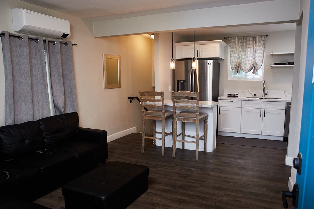 3008 46th Street - Photo 2 of 6