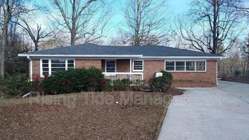 featured image of 948 Hickory Dr