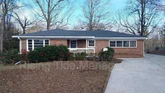 948 Hickory Dr - Photo 1 of 1