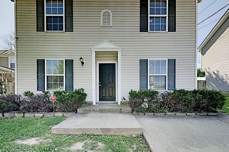 7908 Rainey Dr - Photo 2 of 21