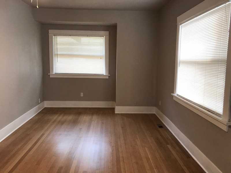 1323 10th Ave - Photo 2 of 15