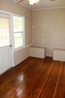 204 Linden St - Photo 2 of 14