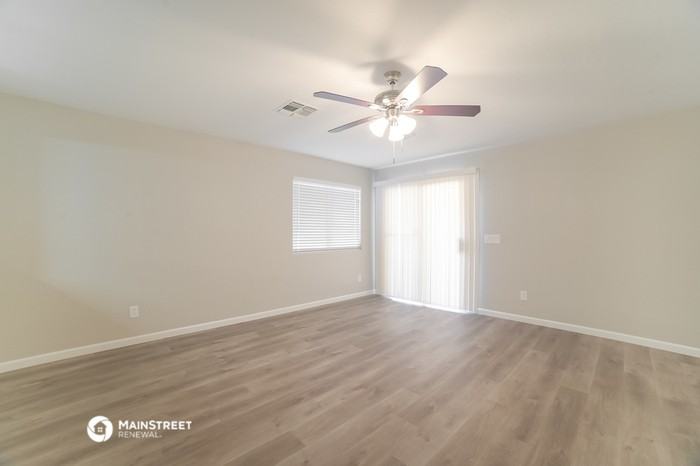 5181 W Vista Ave - Photo 3 of 16