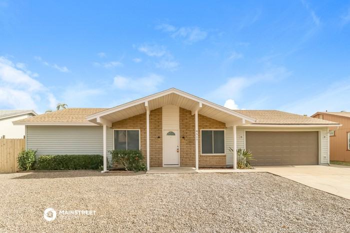 8517 W Indianola Ave