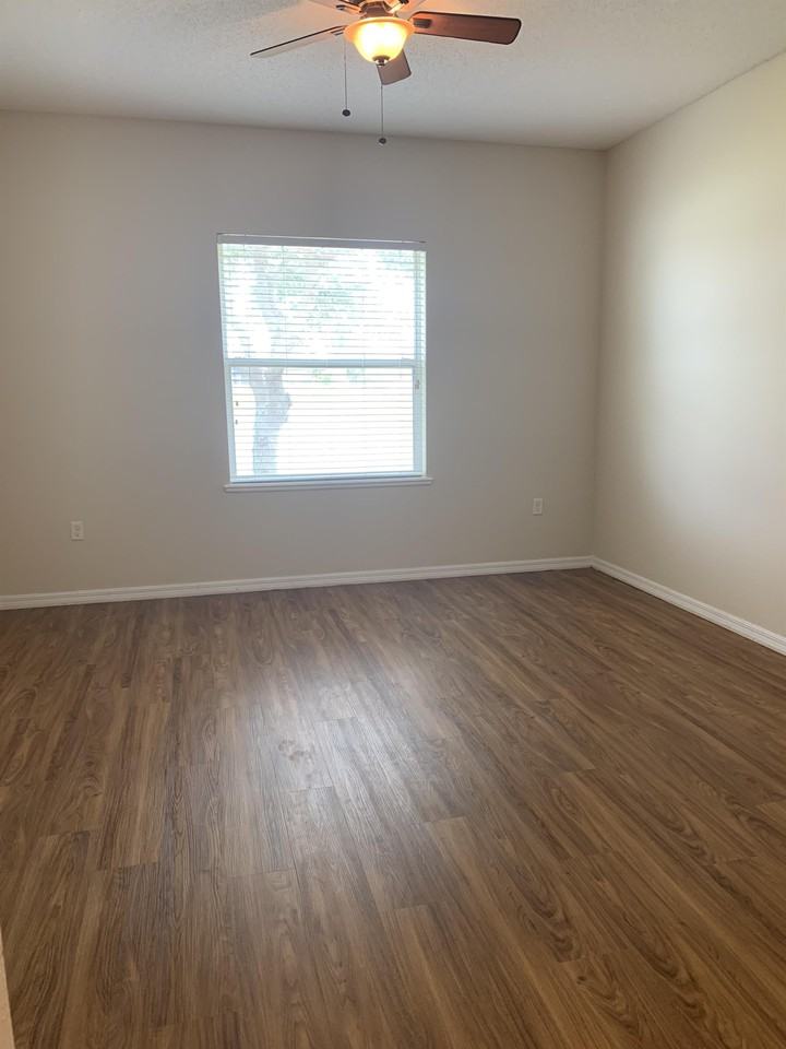 5171 Gulf Sturgeon Ln #1 - Photo 4 of 8