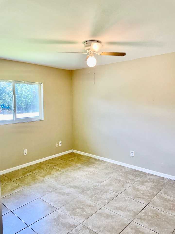 6064 Lacota Ave #6064 - Photo 2 of 16