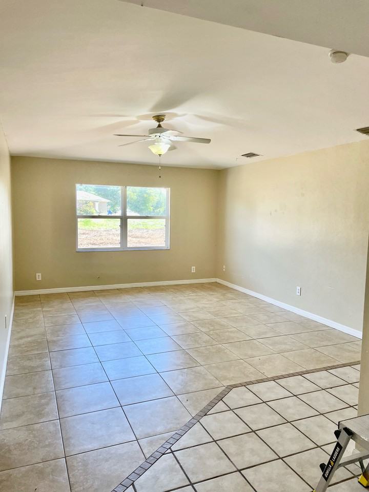 6064 Lacota Ave #6064 - Photo 4 of 16