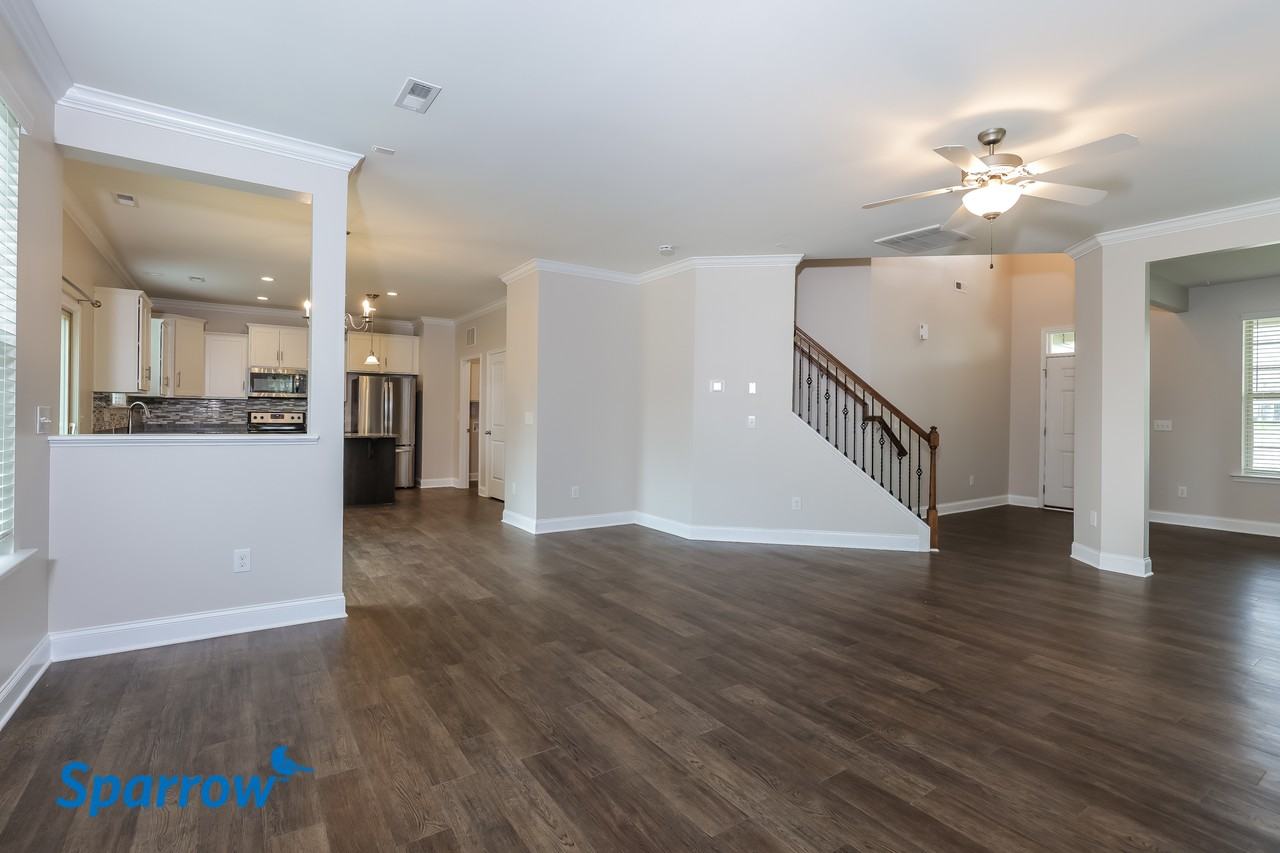 113 Knoll Ct - Photo 2 of 15