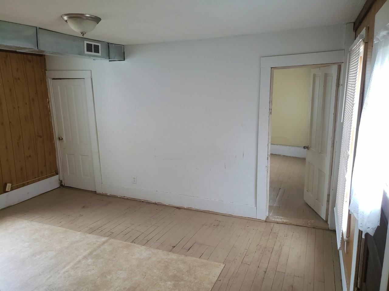 210 4th Street South #1 - Photo 5 of 16