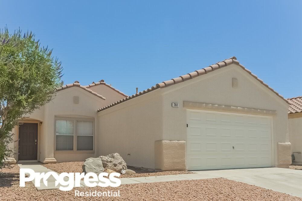 761 Salt Flats Cir - Photo 3 of 16