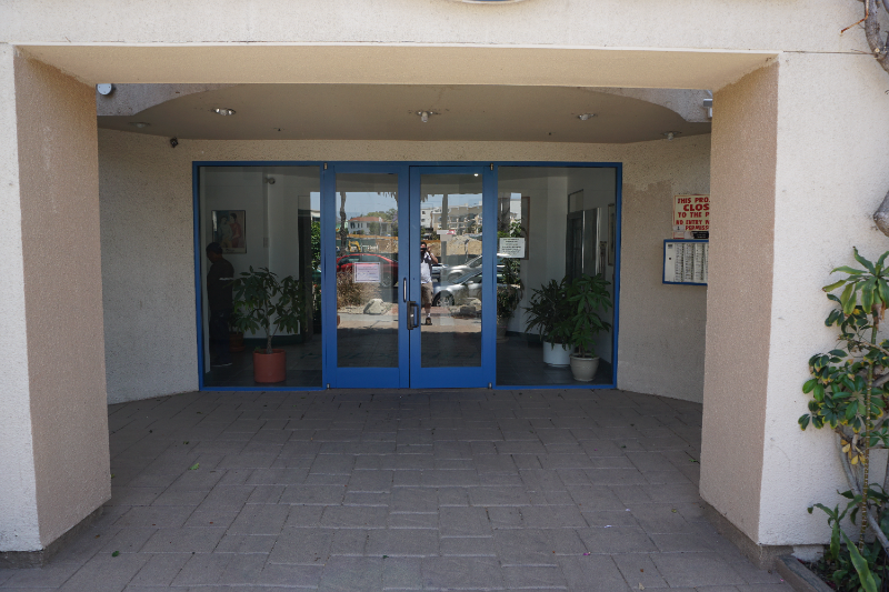 444 South Occidental Boulevard - Photo 4 of 18