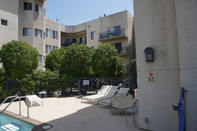 444 South Occidental Boulevard - Photo 7 of 18