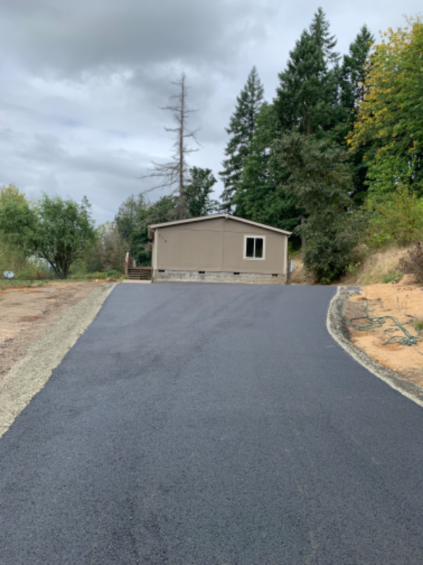 276 Alpenridge Rd - Photo 2 of 15