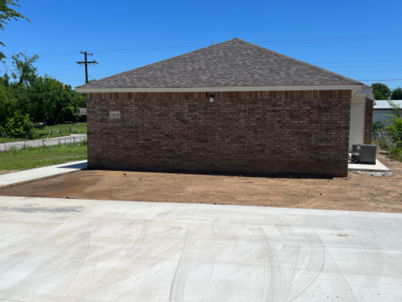 743 N Hodge St - Photo 3 of 14