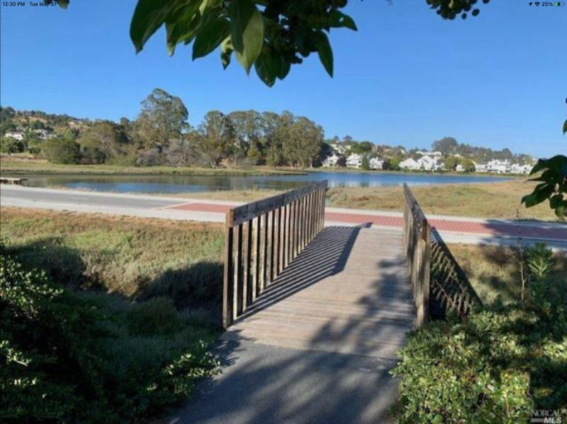 775 Miller Ave - Photo 3 of 33