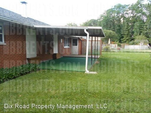810 Hicks Blvd - Photo 2 of 15