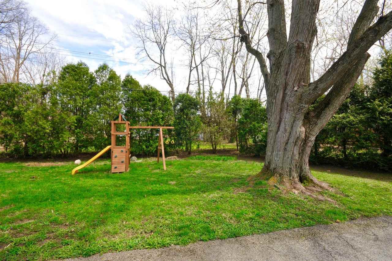 6101 N Oxford St - Photo 3 of 20