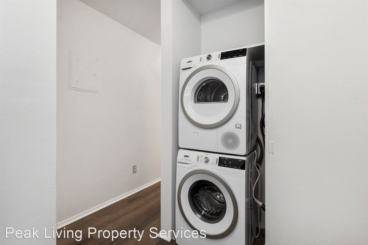 The Willis Apartments - Photo 2 of 14