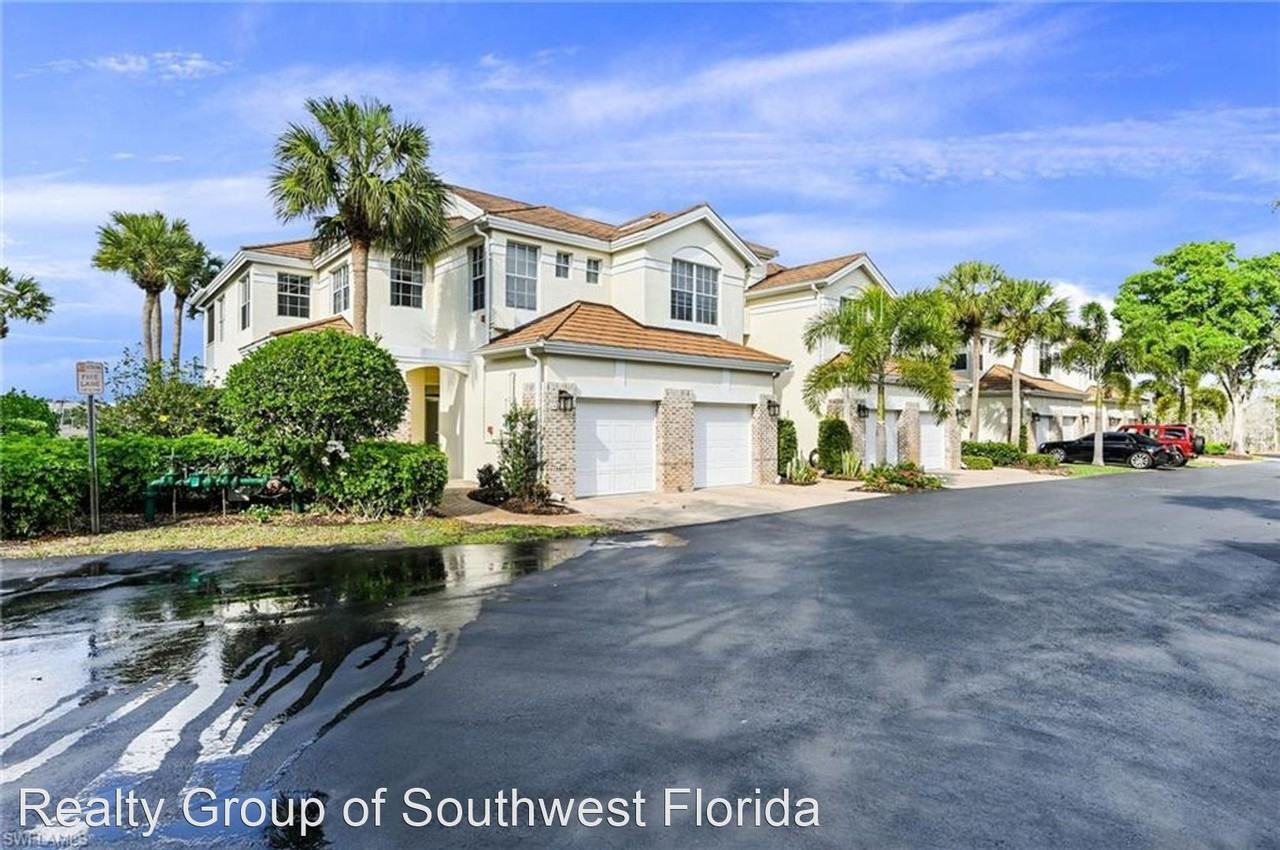 25000 Cypress Hollow Ct - Photo 2 of 34