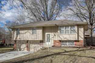 6720 East 134th Street - Photo 1 of 1