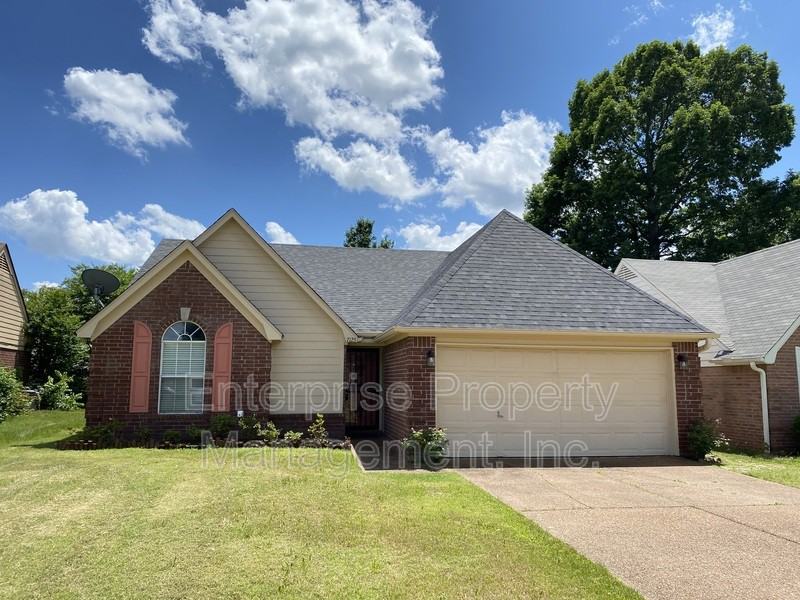 7125 Show Boat Ln - Photo 2 of 34