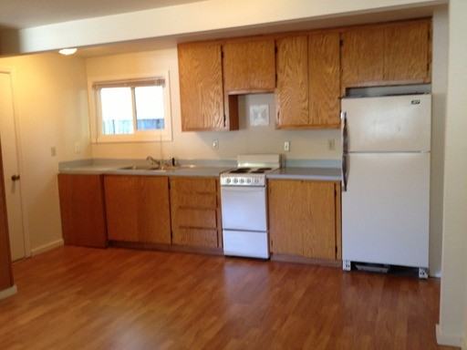 1244 Juniper St - Photo 2 of 6