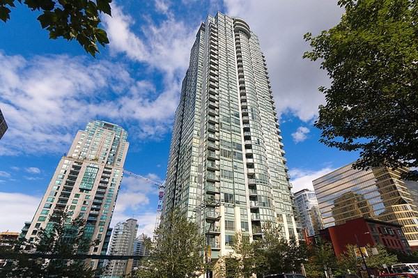 1239 West Georgia Street #1806